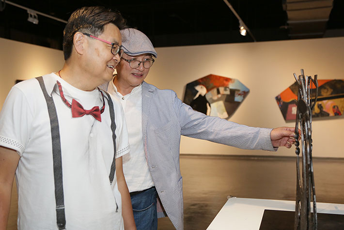 遠雄活動邀請臺灣畫廊協會資深顧問、知名藝術品拍賣官的陸潔民分享其穿梭藝術市場多年的經驗談。